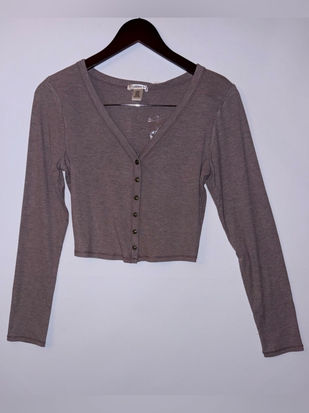 Bozzolo Ribbed Cropped Button Up Cardigan